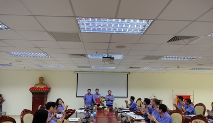 Công bố và trao quyết định chuẩn y Phó Bí thư Đảng uỷ Viện KSND thành...